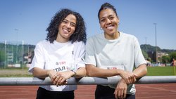 Die Leichtathletinnen und Schwestern sind entspannt und effizient unterwegs: Hürdenläuferin Ditaji (l.) und ­Sprinterin Mujinga Kambundji.
