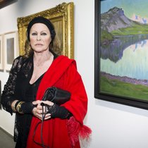 Bittere Tage statt süsser Geburtstagstorte: Ursula Andress leidet unter dem Millionenbetrug.