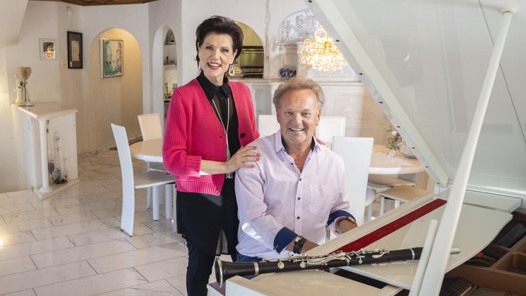 Die Geschwister Maja und Carlo Brunner arbeiten seit bald 40 Jahren zusammen. Ihr neuster Streich: ein Lied für HD Läppli.