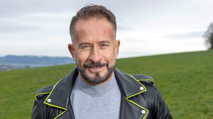 Als Radiomoderator bekommt Schlager­sänger Leonard ­immer wieder ­schöne Geschichten zu ­hören. Wie jene vom Ehepaar ­Soltermann aus ­Wynigen BE.
