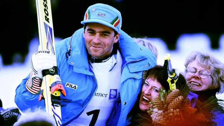 Der dreifache Olympiasieger und zweimalige Weltmeister Alberto Tomba 1994 im norwegischen Lillehammer.
