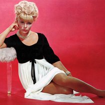 Die deutsche Antwort  auf Marilyn Monroe: Schauspielerin Elke Sommer in den 60er-Jahren.