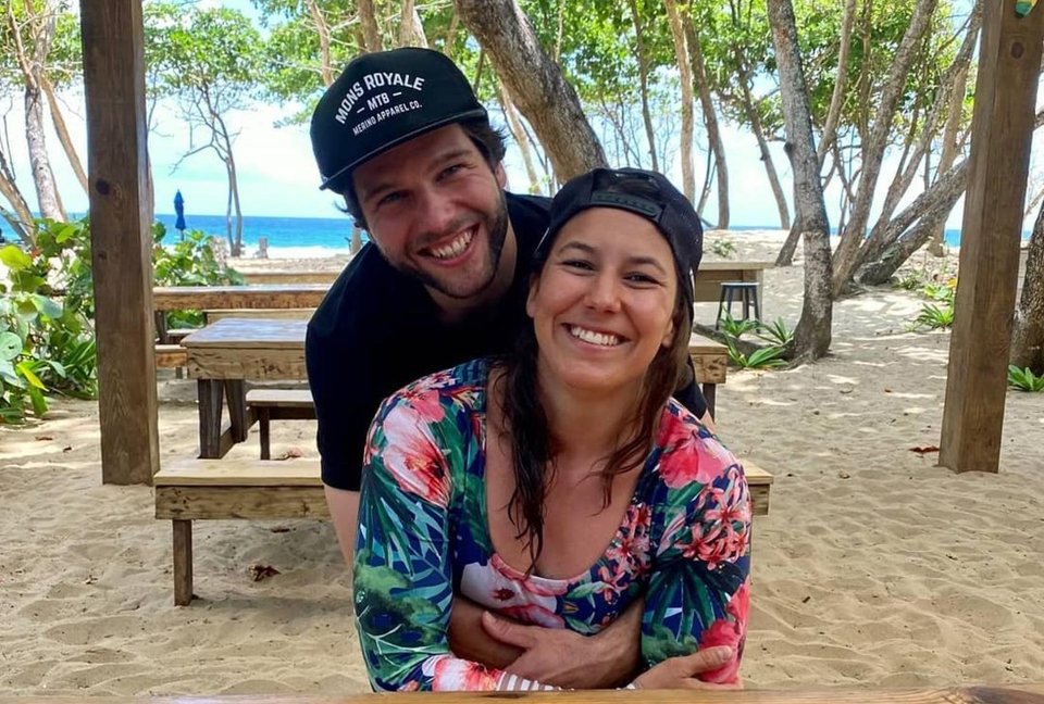 C'est avec cette photo que Wendy Holdener a officialisé sa relation avec Rémy Allemann au printemps 2021.