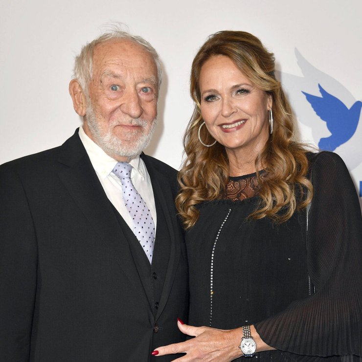Dieter Hallervorden mit Ehefrau Christiane Zander bei der Cinema For Peace Gala 2024 im WECC - Westhafen Event & Convent