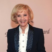 Grandiose Schauspielerin mit glanzvoller ­Karriere und ­ewiger Vitalität: Film- und TV-Liebling Lilo Pulver.