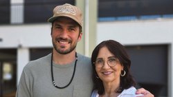 Sommerpause in der Schweiz: Der Berner NHL-Star Roman Josi besucht in der warmen ­Jahreszeit Mutter Doris in Bern.