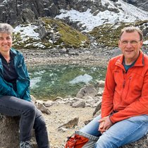 Seit 2022 ver­bringen Stephanie und Ruedi Müller die Sommer in den Berner Alpen.