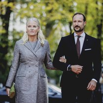 Prinzessin Mette-Marit, findet in diesem schweren Jahr Halt bei Prinz Haakon.