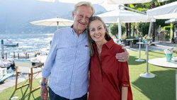 Er sei «wahnsinnig ­gesegnet», dass ihn die Liebe nochmals ­gefunden habe, sagt Freddy Burger. Seit 2019 ist er mit Isabella, einer Psychologin, verheiratet.