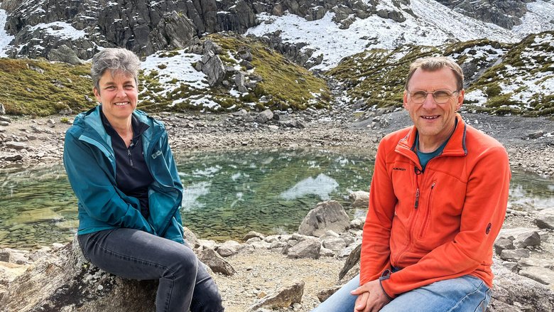 Seit 2022 ver­bringen Stephanie und Ruedi Müller die Sommer in den Berner Alpen.