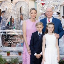 Erbprinz Jacques und Prinzessin ­Gabriella sind das grösste Glück des Fürstenpaares. Es versucht, sich so viel Zeit wie möglich für die beiden zu nehmen.