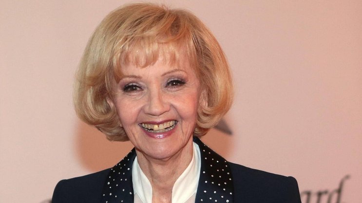 Grandiose Schauspielerin mit glanzvoller ­Karriere und ­ewiger Vitalität: Film- und TV-Liebling Lilo Pulver.