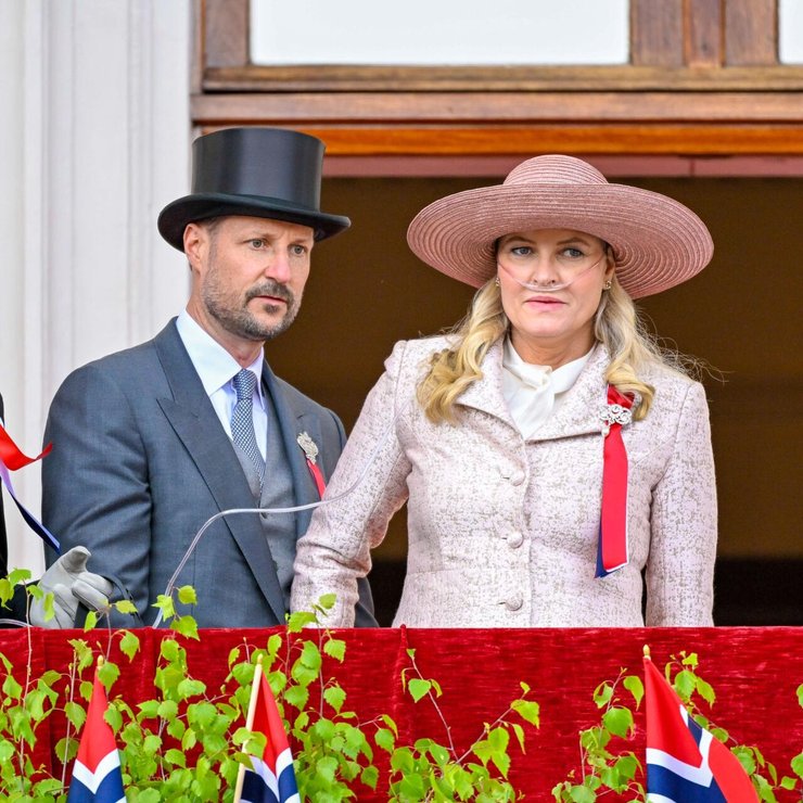 Norwegian Royals at National Day celebrations, Oslo, Norway - Balcony