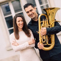 Die Leidenschaft zum ­Beruf gemacht: Muriel Zeiter und Fabian Bloch können von der Musik leben.