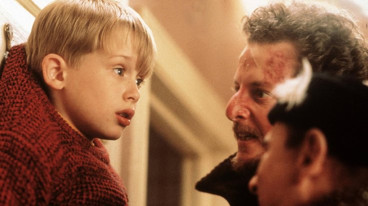 KPA42226.jpg KEVIN - ALLEIN ZU HAUS / Home Alone USA 1990 / Chris Columbus Kevin (MACAULAY CULKIN), jüngster Sproß der F