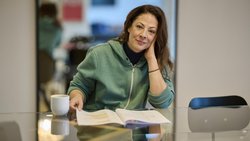 Die Zuger Musical­darstellerin Isabelle Flachsmann ist aktuell mit den «Ex-Freundinnen» auf Tour.