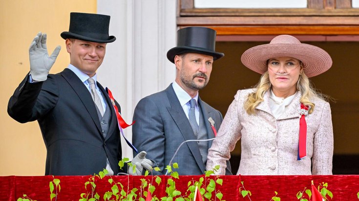 Norwegian Royals at National Day celebrations, Oslo, Norway - Balcony
