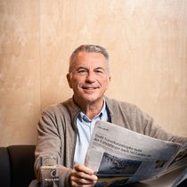 Reto Lipp freut sich darauf, künftig mehr Zeit dafür zu haben, die Zeitung zu lesen. Ausserdem wolle er wieder öfter ins Kino gehen.