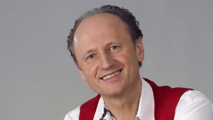 In Huby Mayers Leben dreht sich nach wie vor vieles um die Musik. Er komponiert Stücke für Blas- und Volksmusik sowie Kärntnerlieder. Selbst aktiv ist er «nur» noch in der Trachtenkapelle ­Flattach.