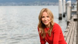 Lange führte sie durch die früheren Ausgaben der «Tagesschau», seit 2025 moderiert Schoenenberger nun die Hauptausgabe. 