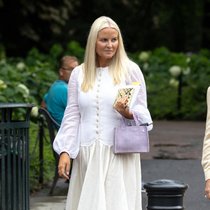 Mette-Marit von Norwegen leidet unter Lungenfibrose.